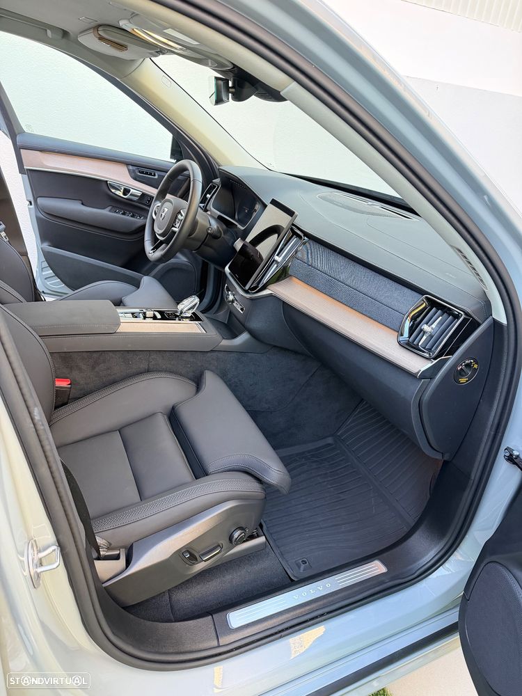 Volvo XC 90 2.0 T8 PHEV Plus Dark AWD - 13
