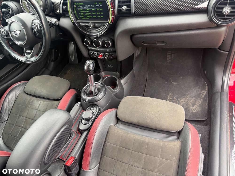 MINI John Cooper Works - 26
