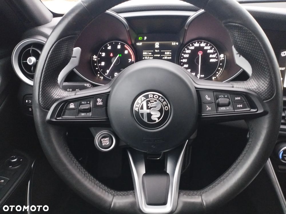 Alfa Romeo Giulia 2.0 Turbo Sprint - 16