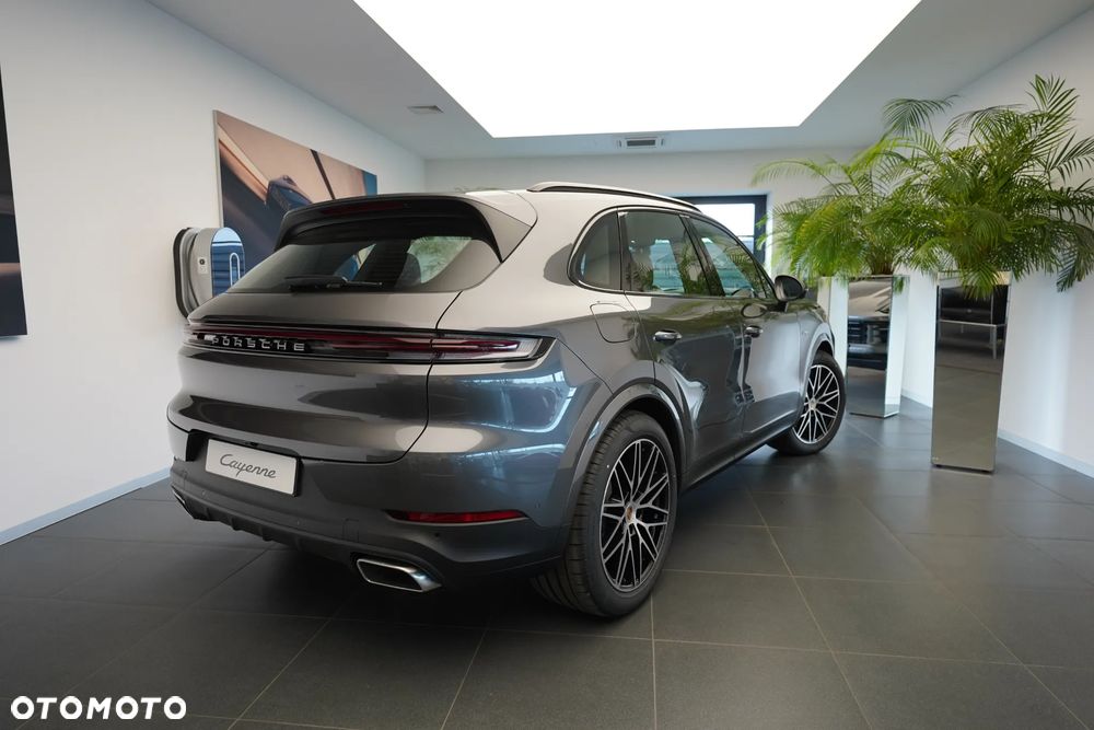 Porsche Cayenne - 34
