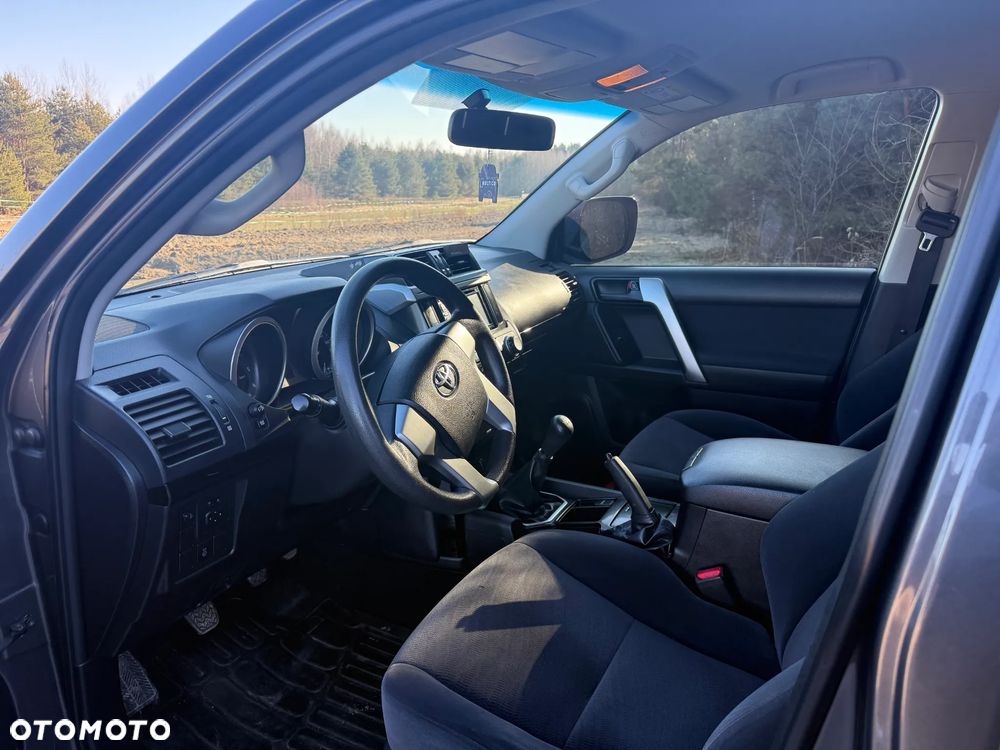 Toyota Land Cruiser 2.8 D-4D - 9