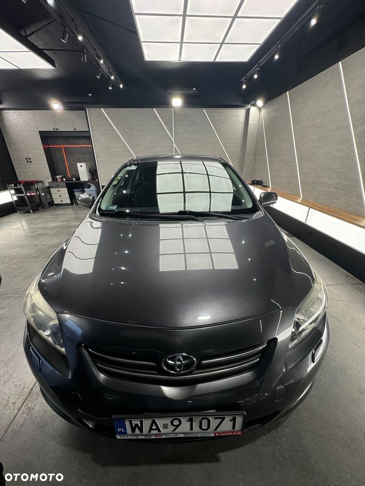 Toyota Corolla - 3