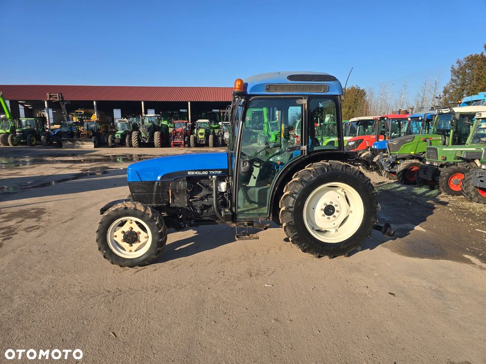 New Holland TN 70F - 1