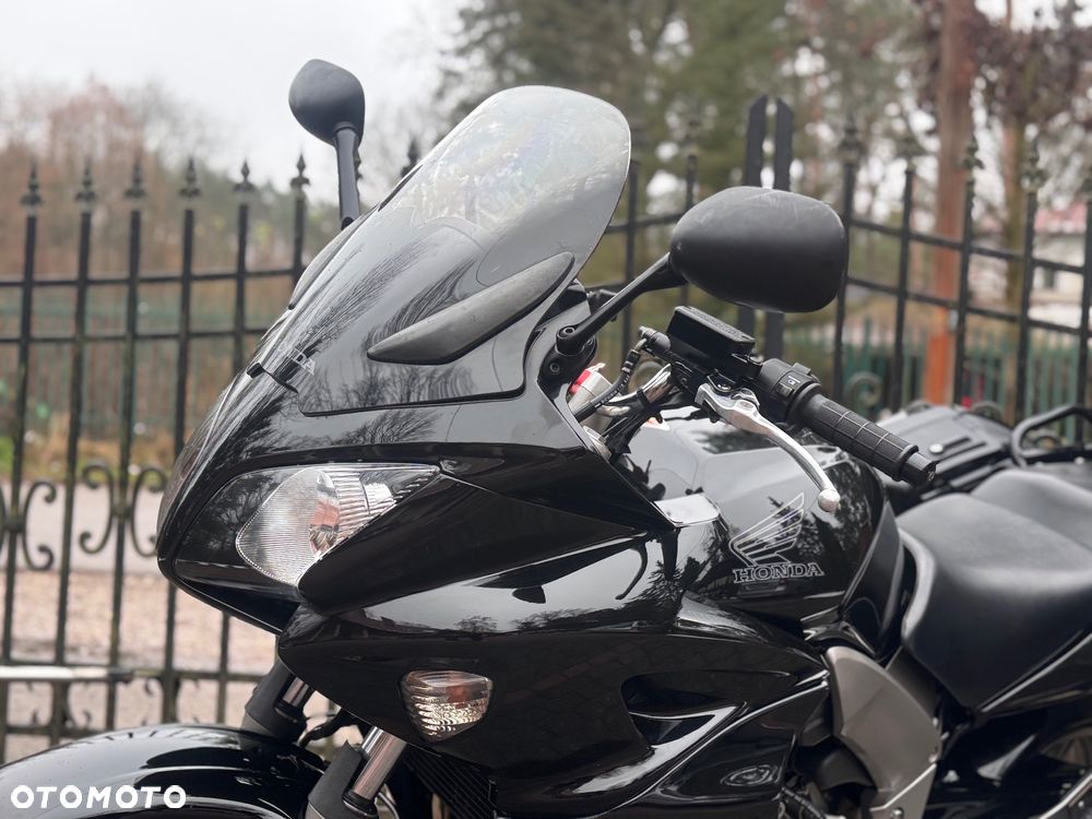 Honda CBF - 19
