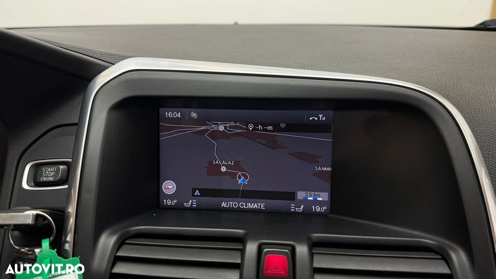 Volvo XC 60 D5 AWD Aut. RDesign - 21