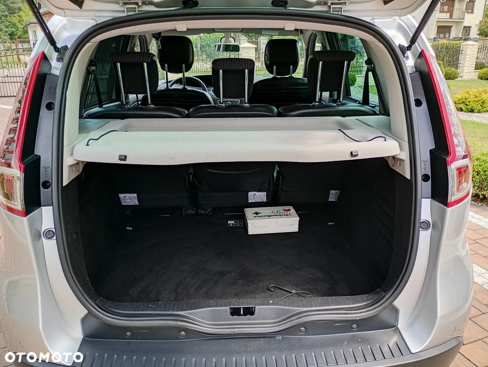 Renault Scenic - 28