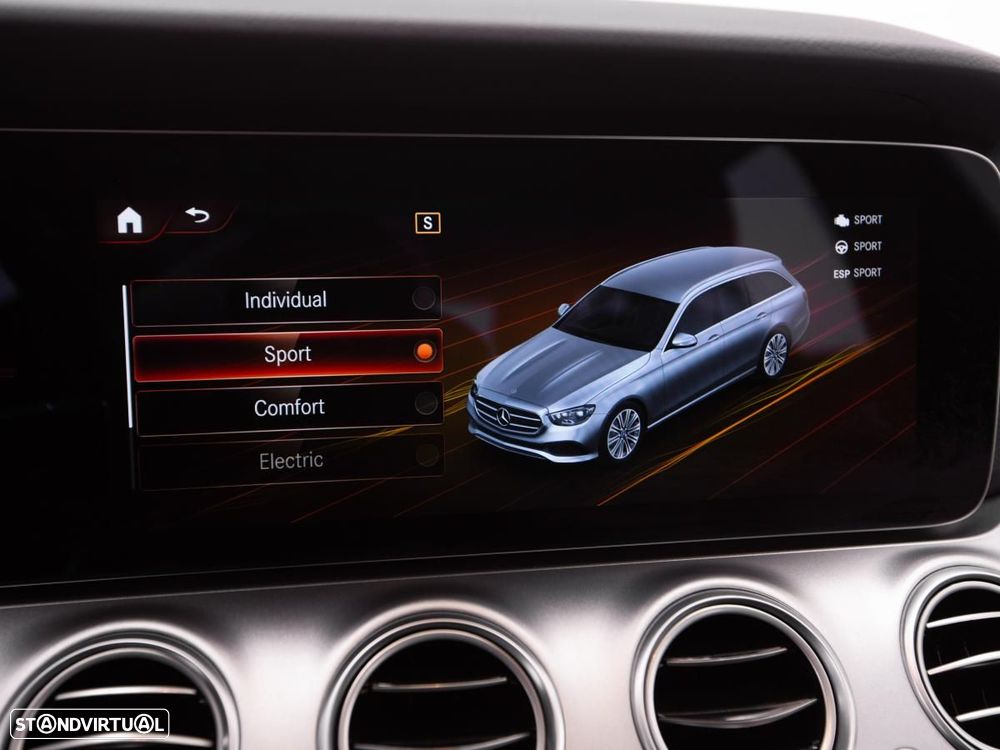 Mercedes-Benz E 300 de 4Matic 9G-TRONIC Avantgarde - 30