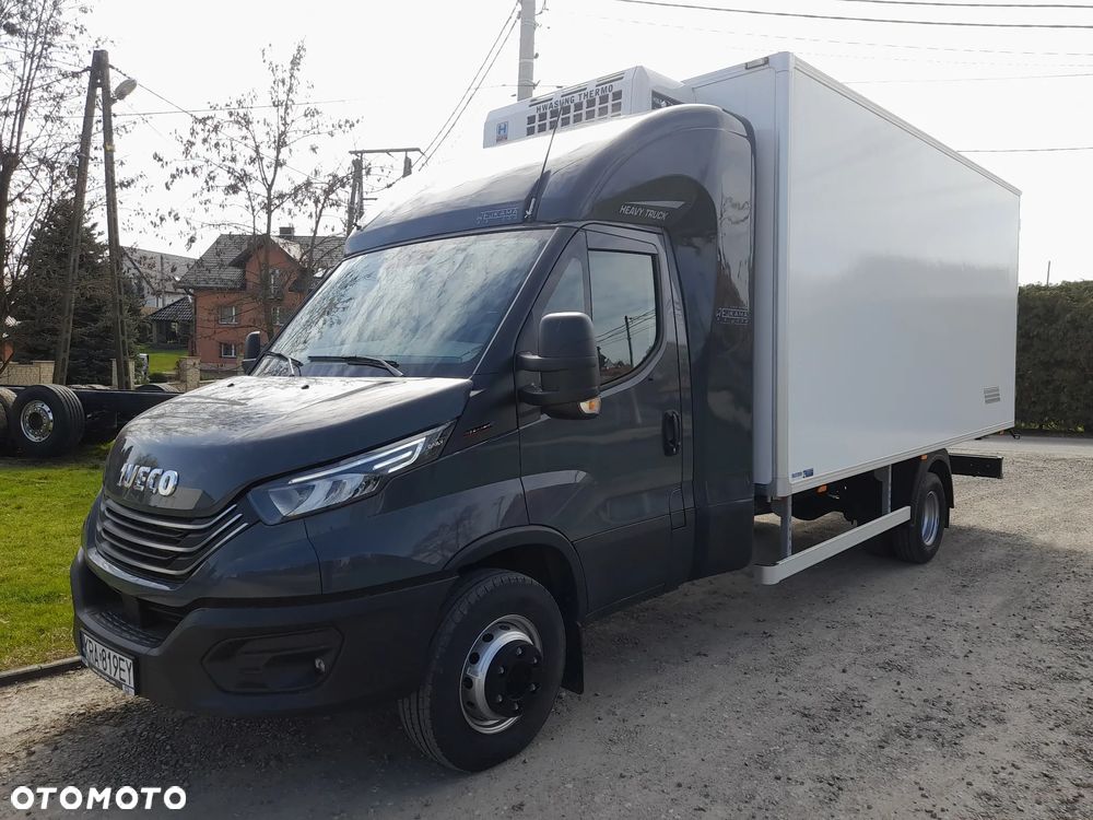 Iveco DAILY 70C18 72C18 --NOWY-- dmc 7,2T 180Koni MROŹNIA -20+30 ZASILANIE ZEWNETRZNE chłodnia kontener SYPIALNIA  model PRZED liftingiem!!! bez radarów bez wagi!!! POLSKI SALON -- NOWY-- GWARANCJA-- - 1