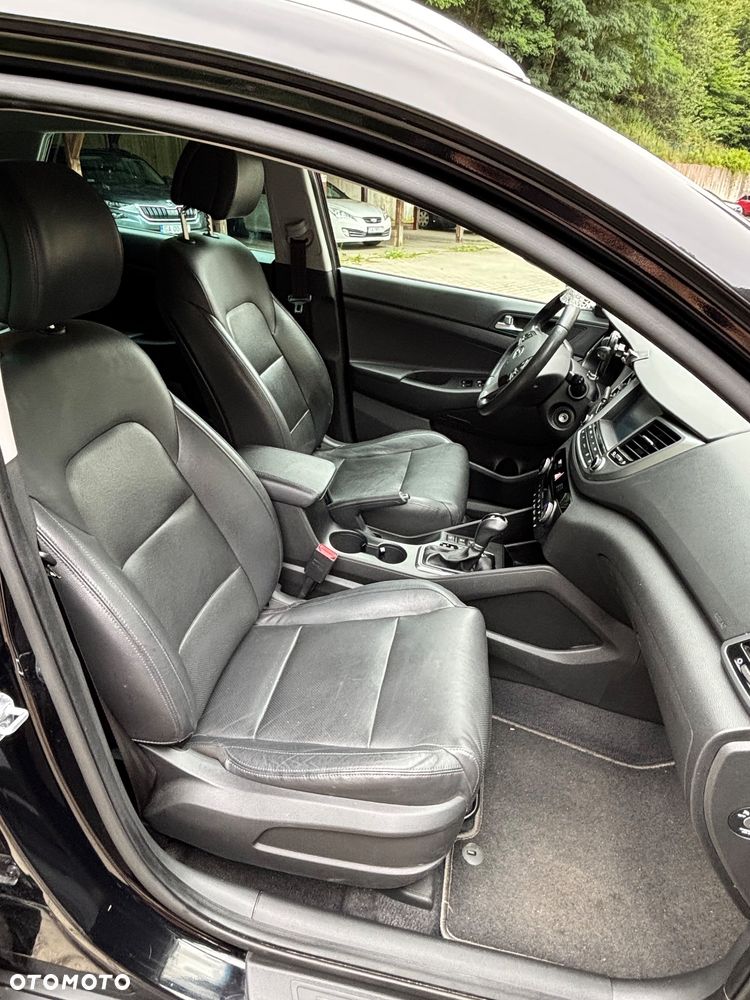 Hyundai Tucson 2.0 CRDi 4WD Automatik Style - 7