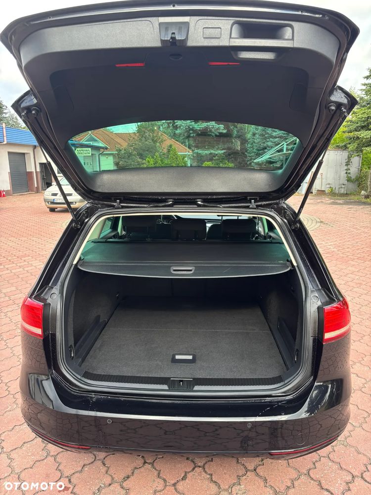 Volkswagen Passat 2.0 TDI SCR Business - 11