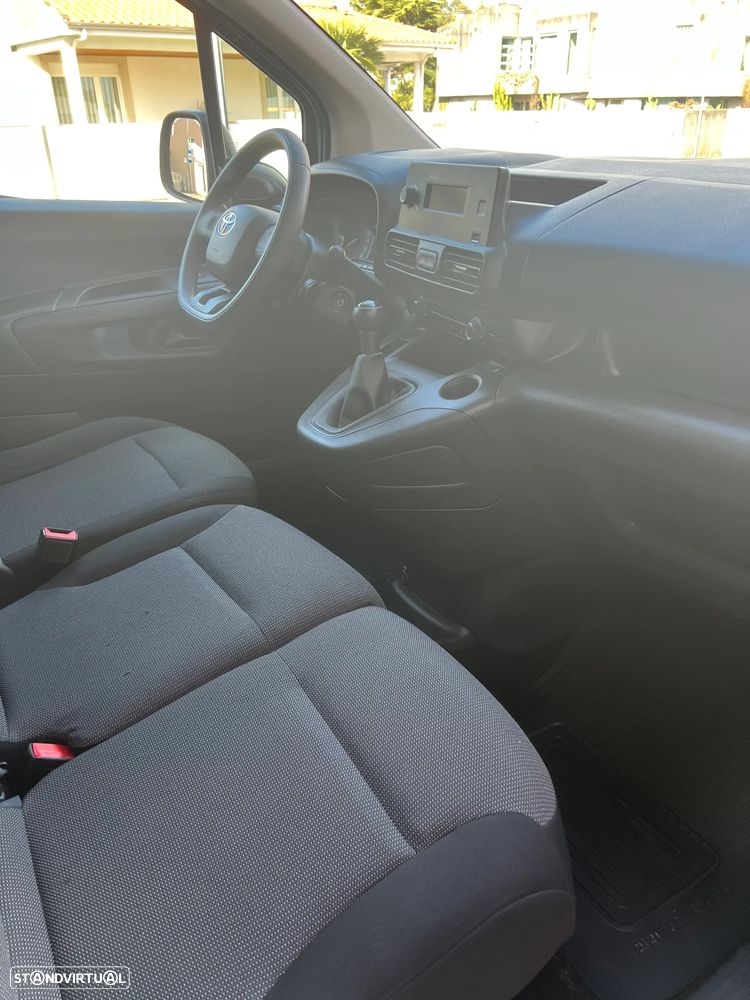 Toyota Proace City - 11