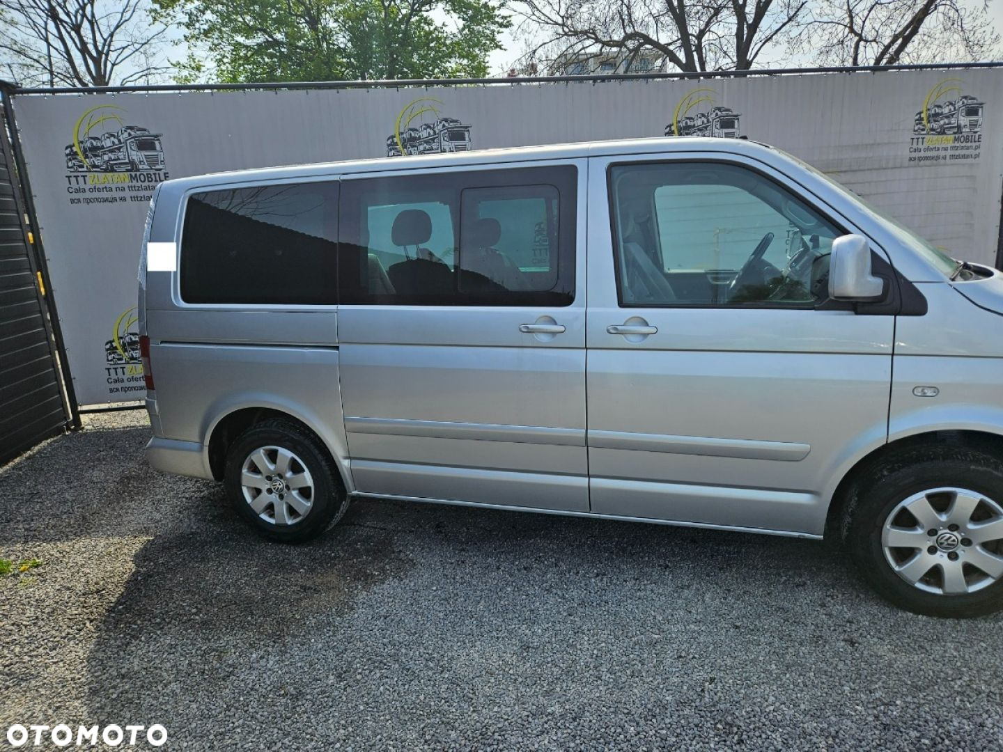 Volkswagen Multivan - 11