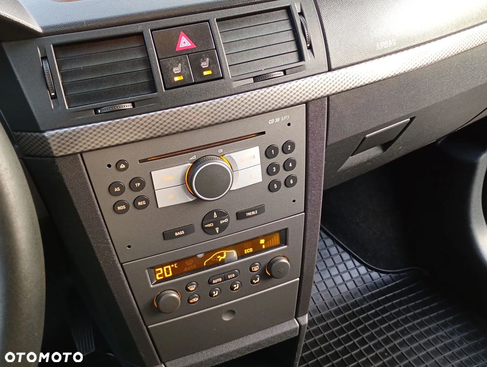 Opel Meriva 1.8 16V Cosmo Easytronic - 25