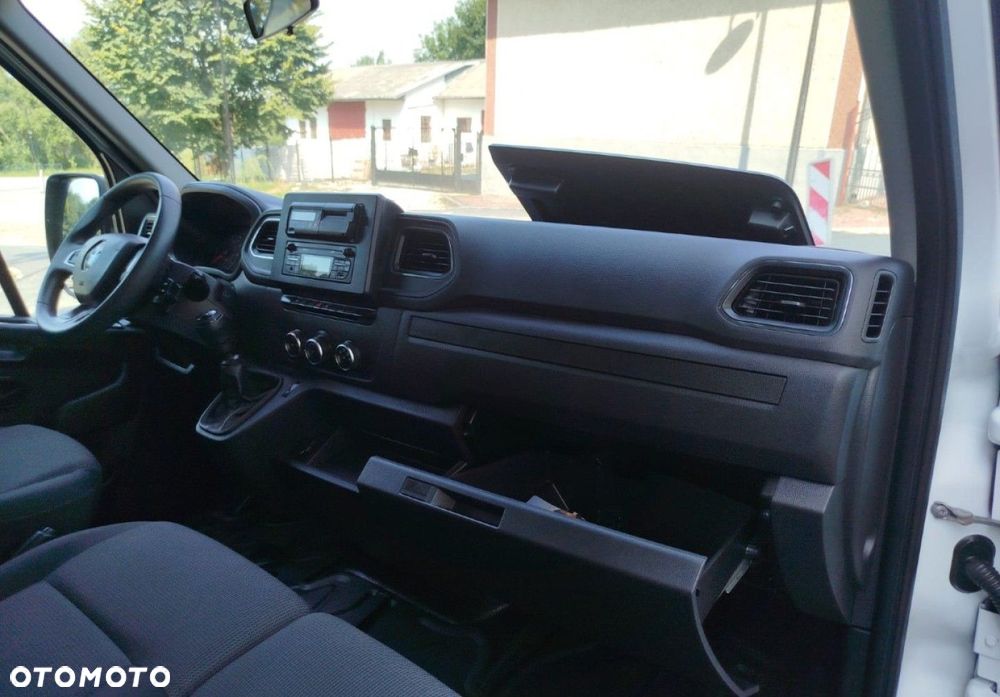 Renault Master - 25
