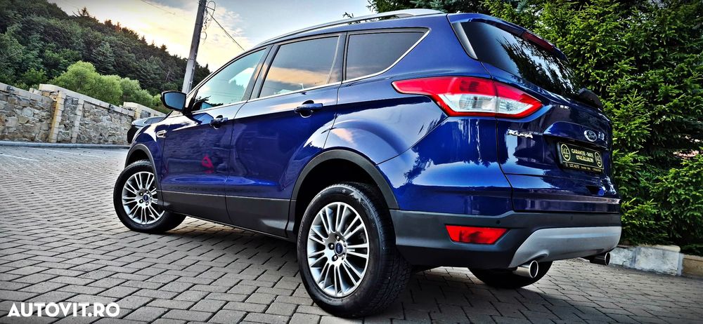 Ford Kuga 2.0 TDCi 4WD Powershift Titanium - 3
