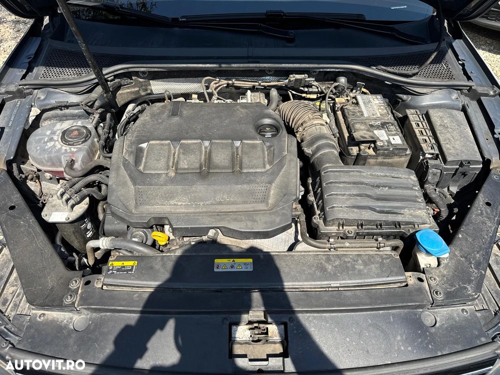 Volkswagen Passat 2.0 TDI SCR DSG Comfortline - 25