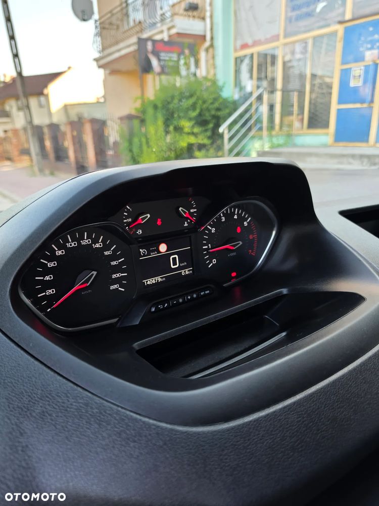Peugeot Rifter 1.5 BlueHDI Active - 15