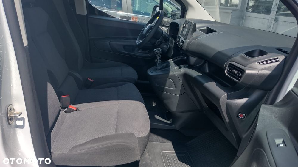 Toyota PROACE CITY L2H1 Krajowy 3 Osoby mały przebieg - 19