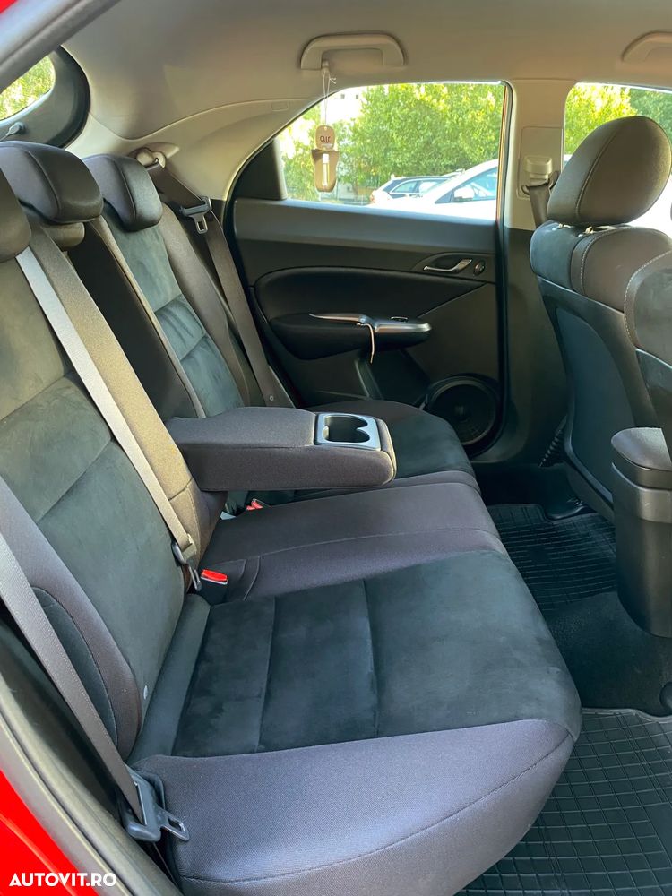 Honda Civic 1.8i-VTEC Sport - 9