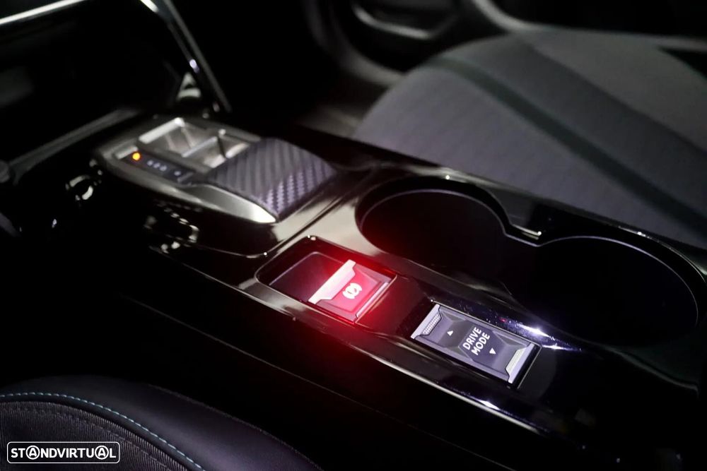 Peugeot e-2008 Allure - 23