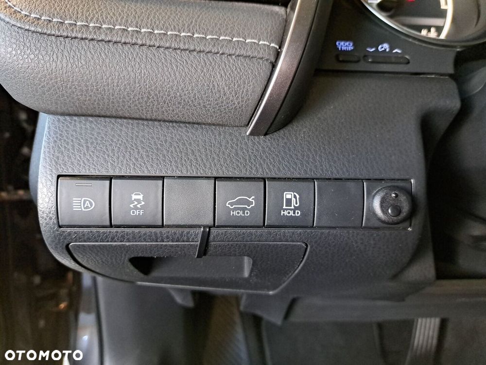 Toyota Camry 2.5 Hybrid Prestige CVT - 36
