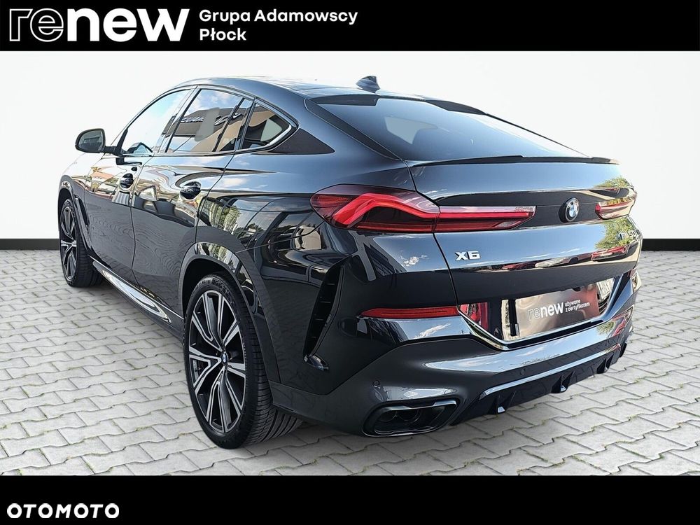 BMW X6 M50i - 8