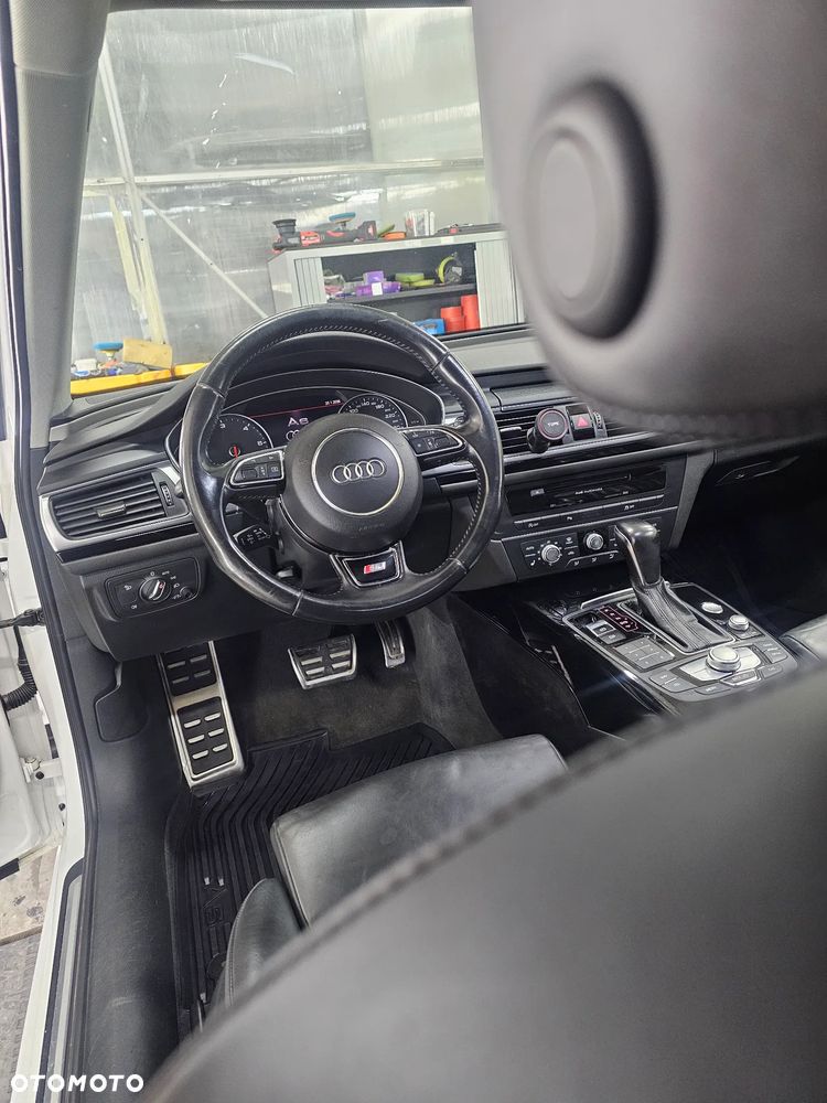 Audi A6 Avant 2.0 TDI Ultra DPF S tronic - 5