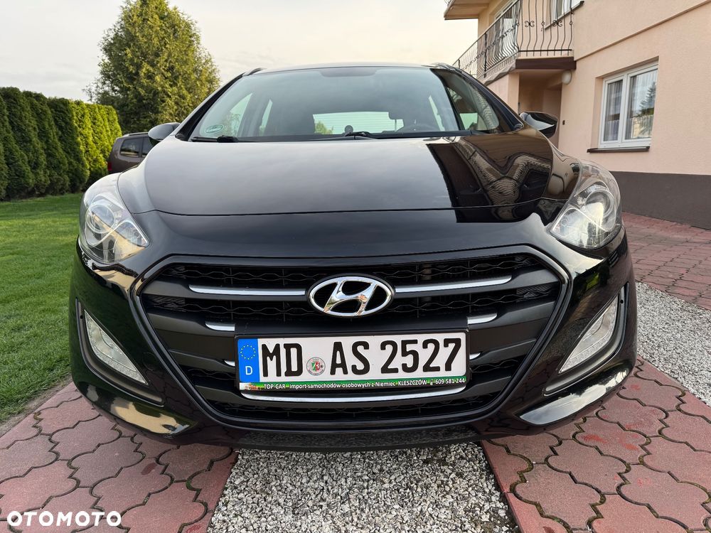 Hyundai i30 1.6 CRDi Classic + DCT - 10