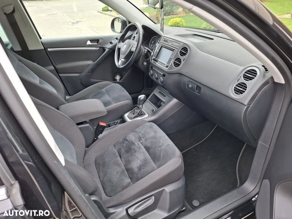 Volkswagen Tiguan 2.0 TDI SCR 4MOTION BlueMotion Technology DSG Exclusive - 5