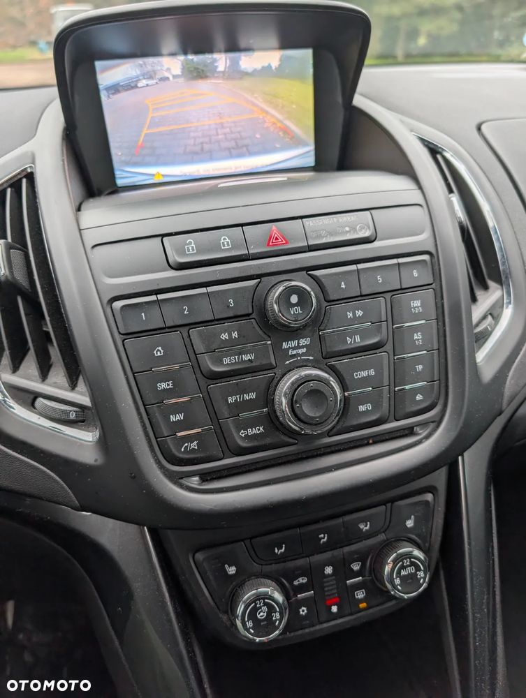 Opel Zafira 1.4 T Cosmo EU6 - 16