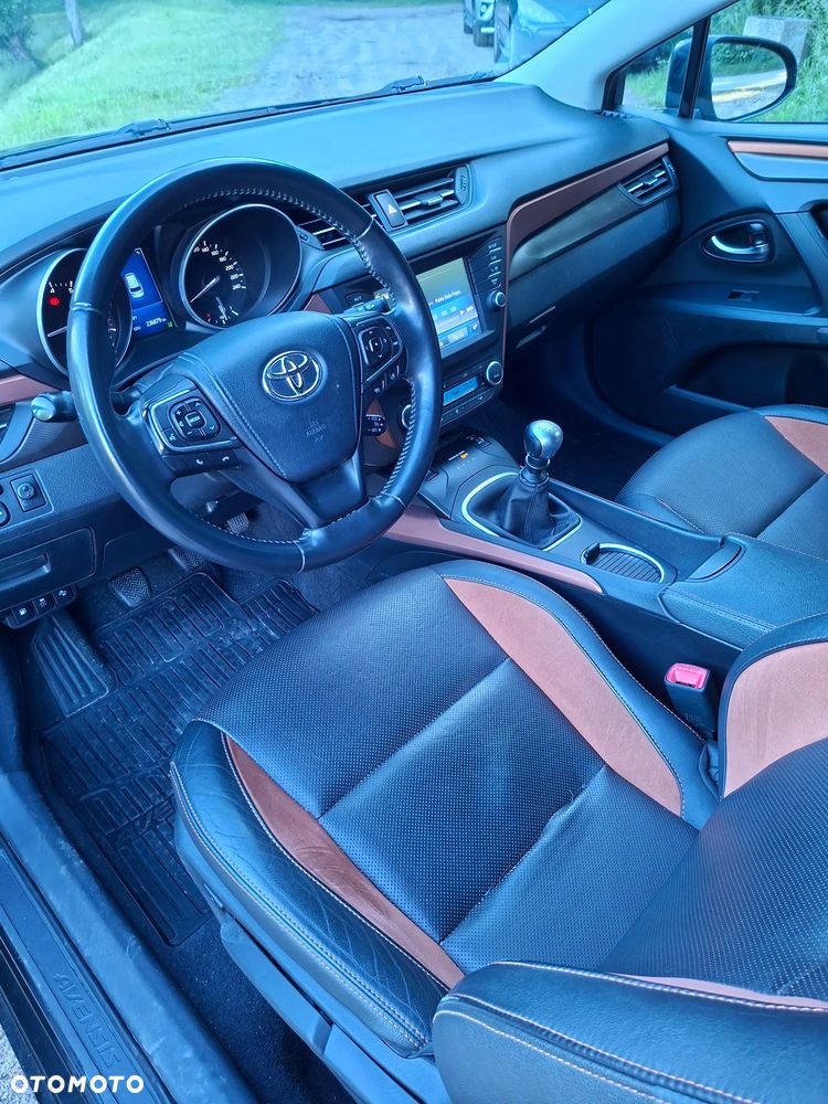 Toyota Avensis 1.8 Premium - 7