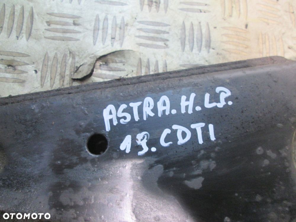 WAHACZ LEWY PRZÓD PRZEDNI OPEL ASTRA III H 04- - 2