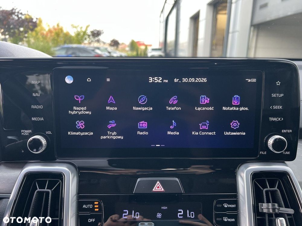 Kia Sorento 1.6 T-GDI HEV XL 7os - 19