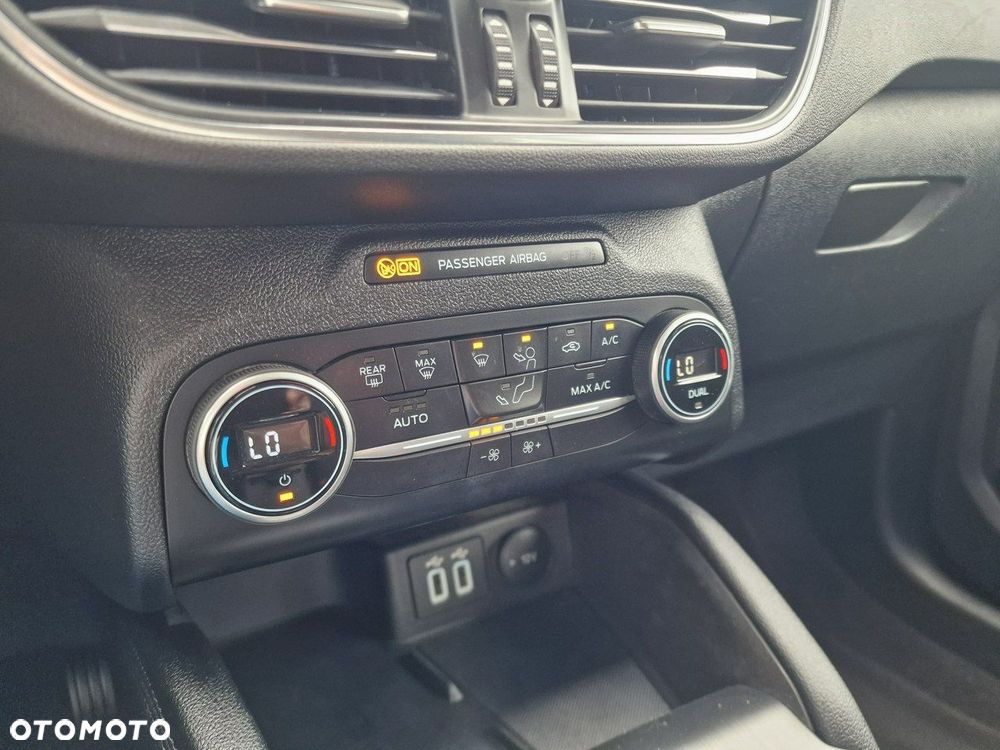 Ford Kuga 2.5 Duratec PHEV TITANIUM - 27