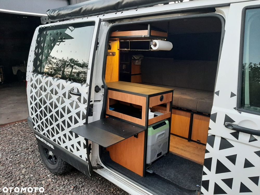 Volkswagen Transporter - 4