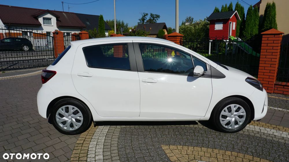 Toyota Yaris 1.5 Premium - 8