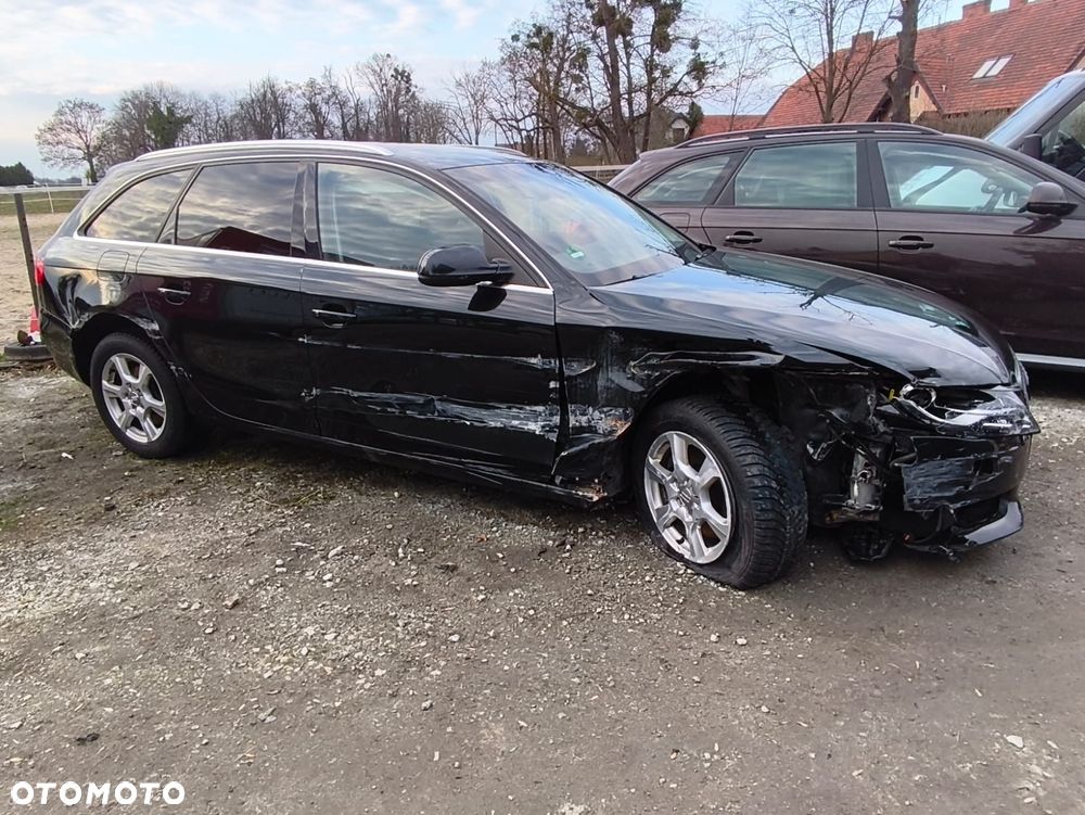 Audi A4 Avant 2.0 TDI DPF Ambiente - 4