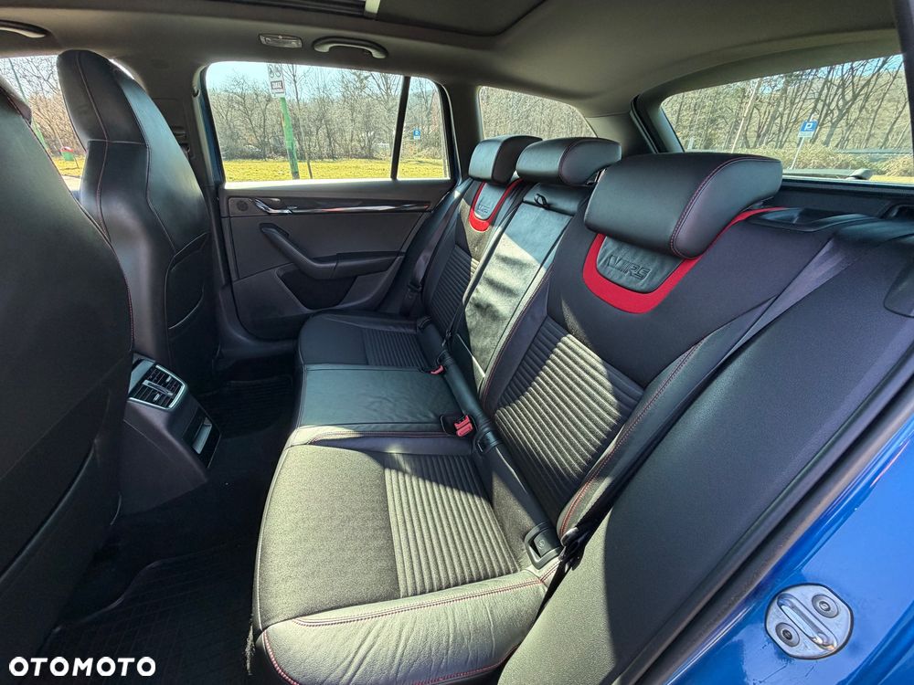 Skoda Octavia 2.0 TDI RS - 6