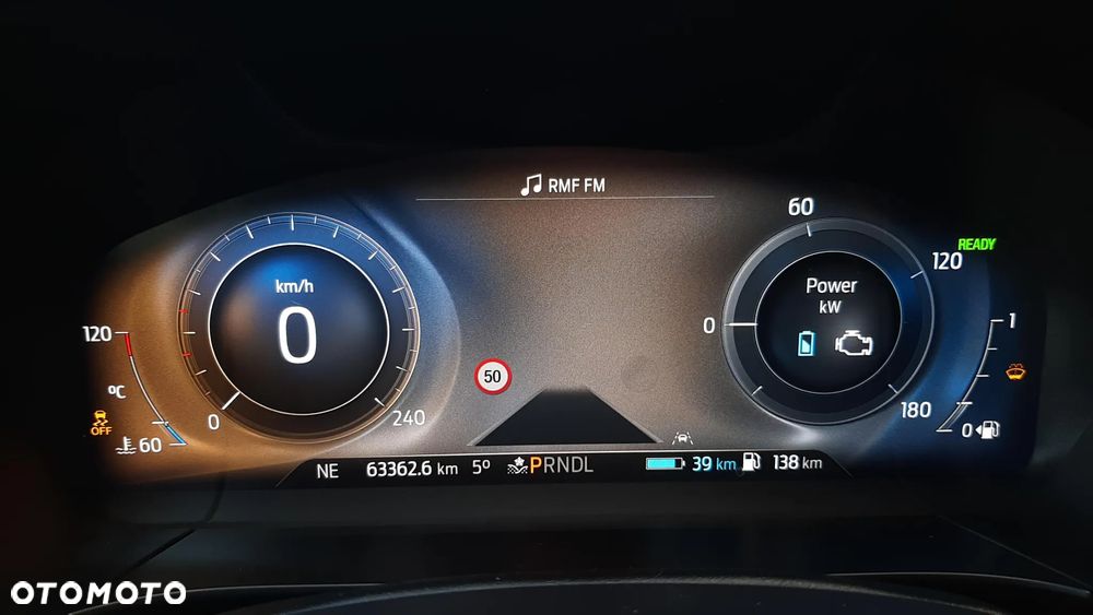 Ford Kuga 2.5P PHEV FWD ST-Line X - 25