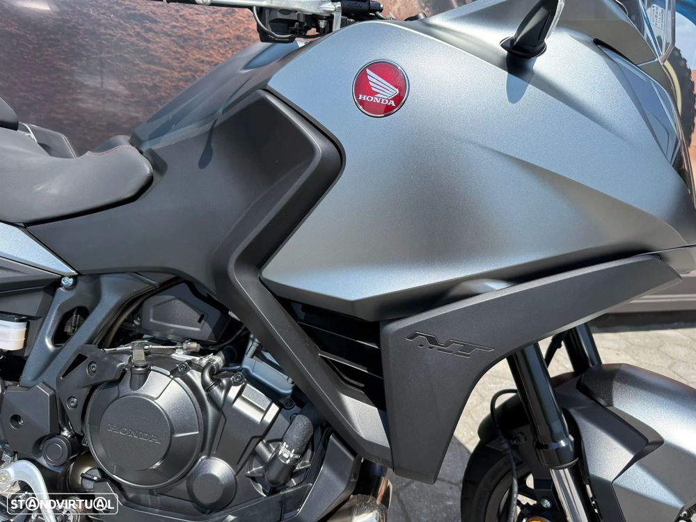 Honda NT 1100 Manual - 6