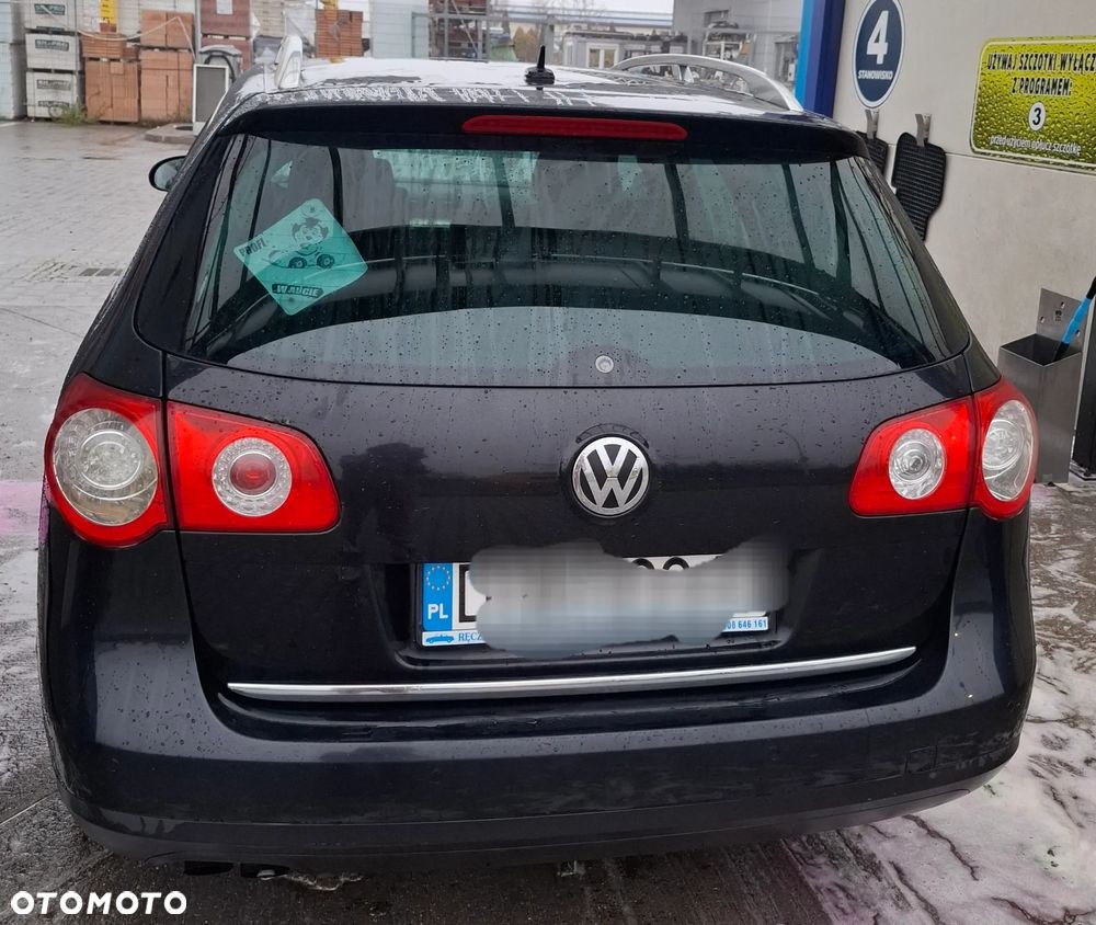 Volkswagen Passat Variant 2.0 TDI Individual - 3