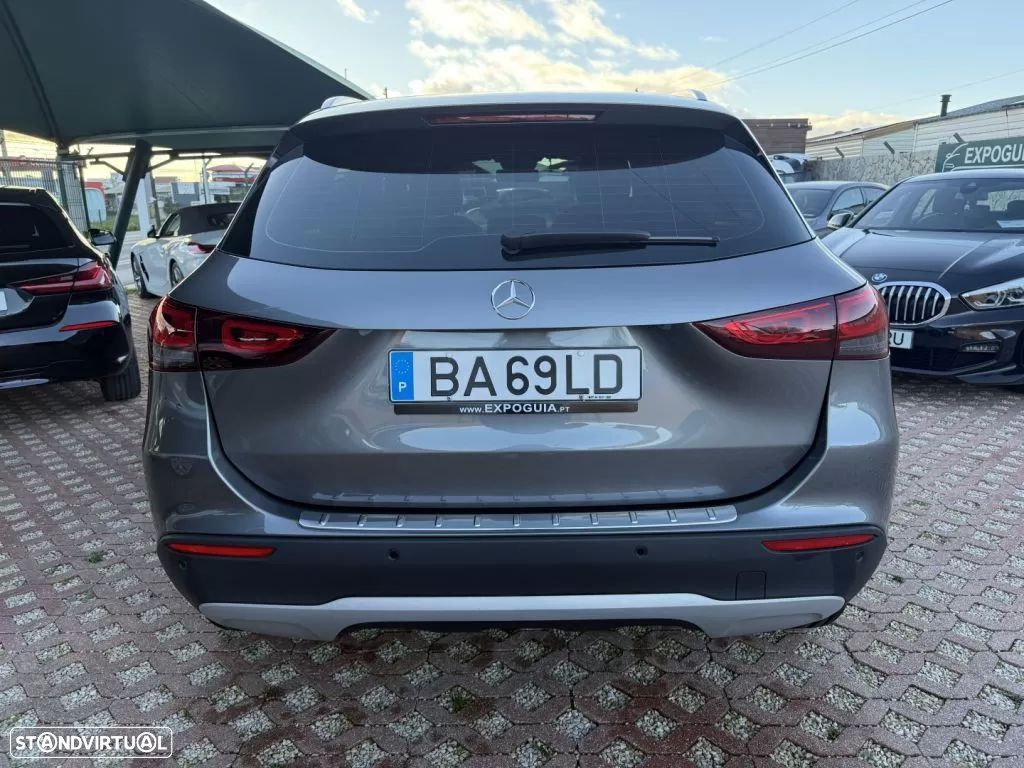 Mercedes-Benz GLA 180 d Progressive - 4
