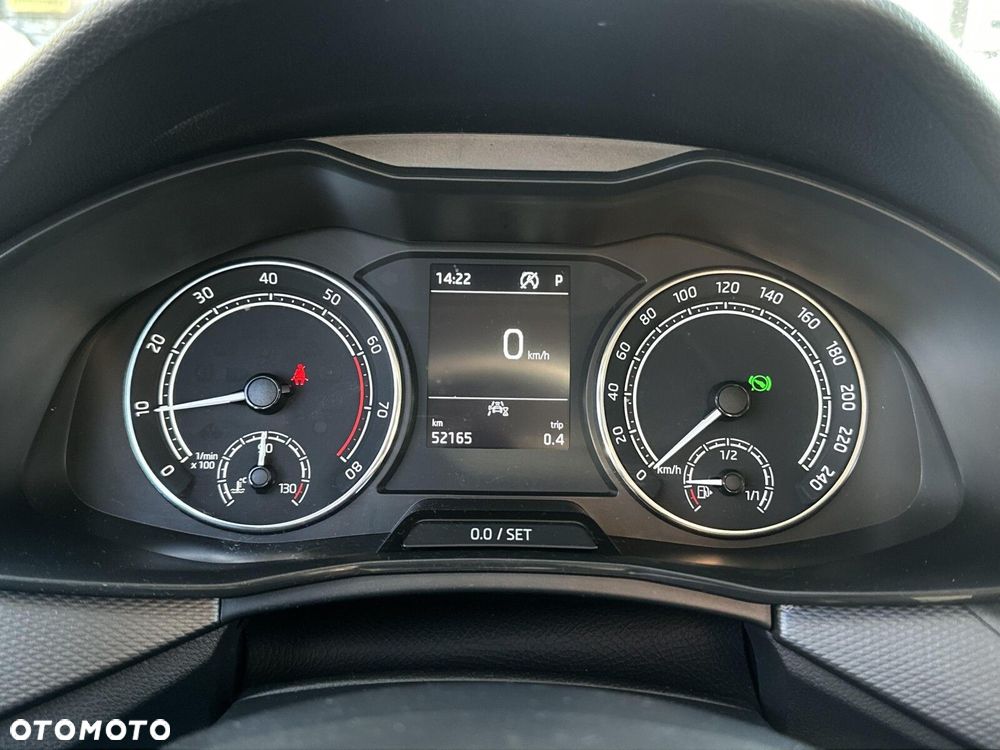 Skoda Kamiq 1.0 TSI Ambition DSG - 24