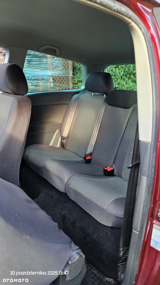 Volkswagen Polo - 11