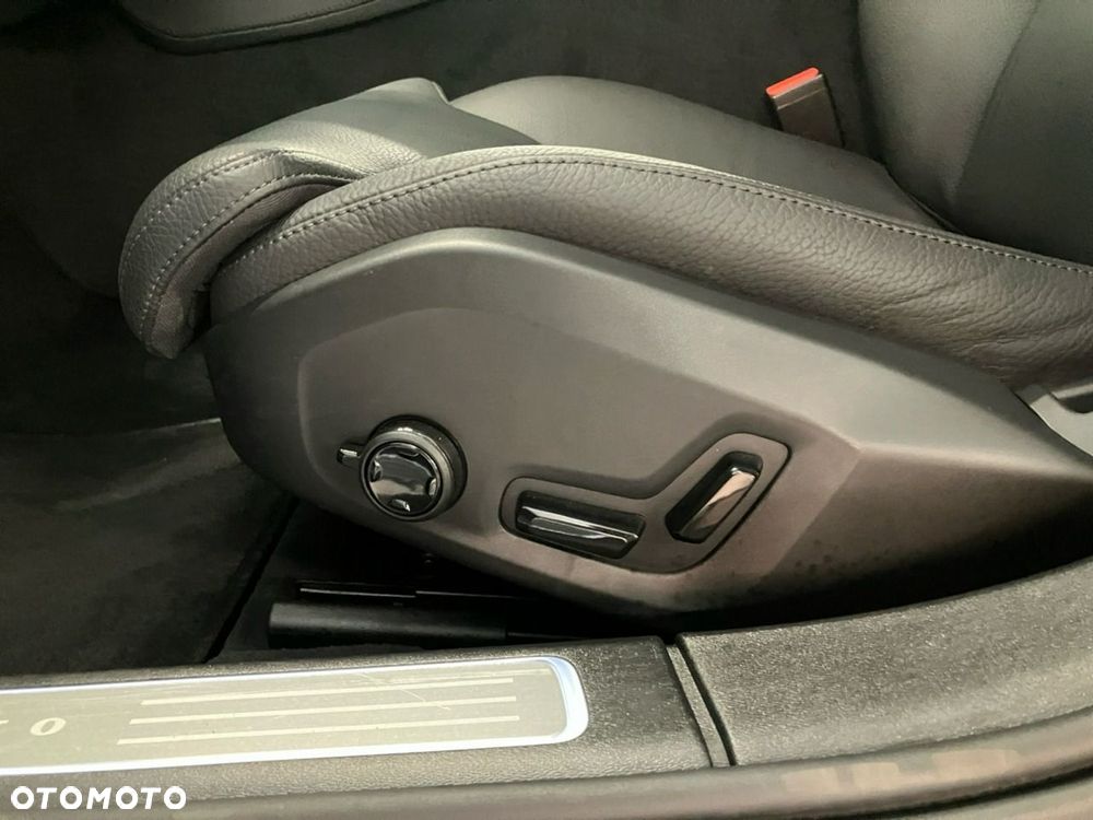 Volvo V90 - 29