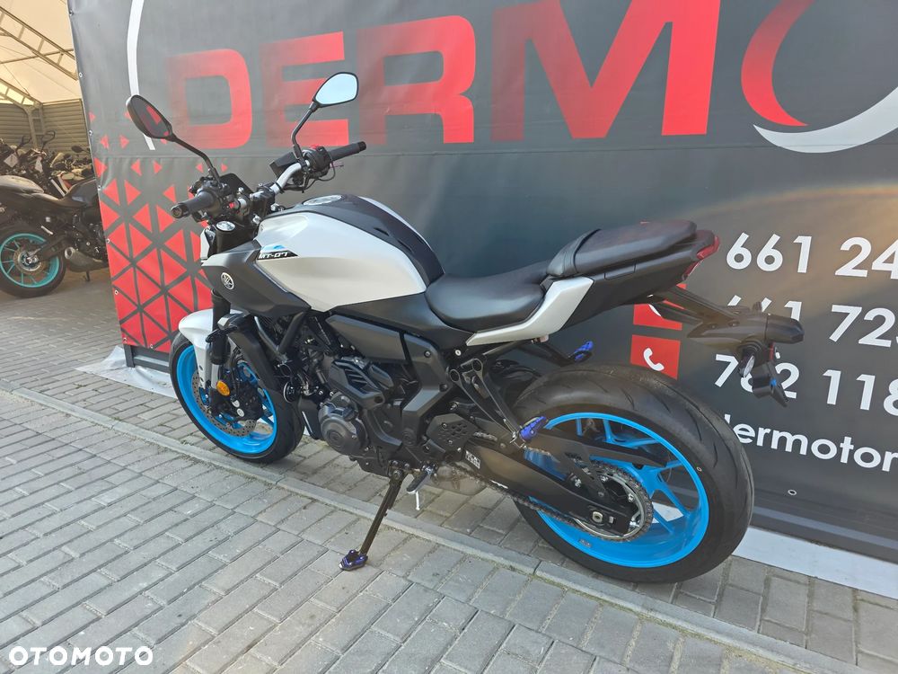 Yamaha MT - 6