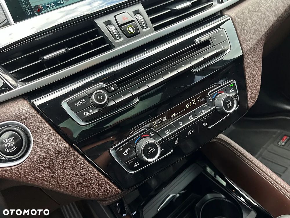 BMW X1 sDrive16d - 14