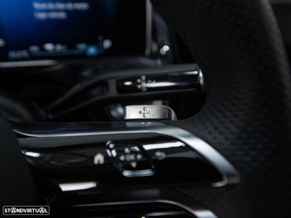 Mercedes-Benz E 300 de - 23