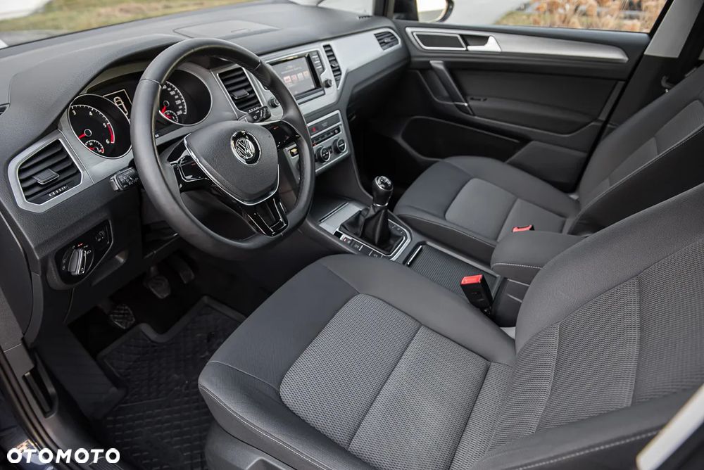 Volkswagen Golf Sportsvan - 15