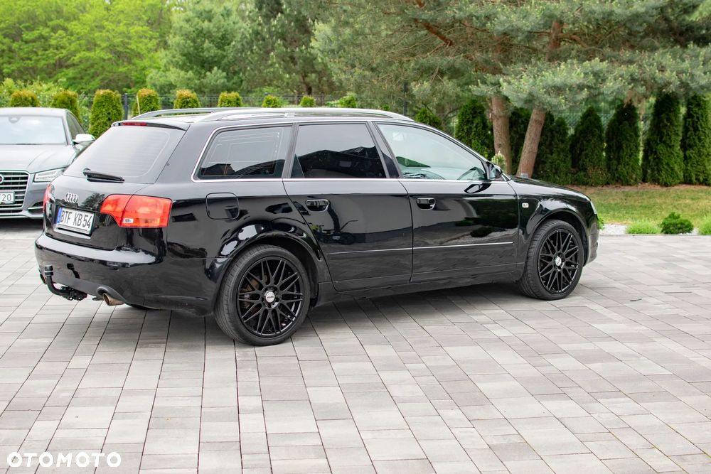 Audi A4 Avant - 16